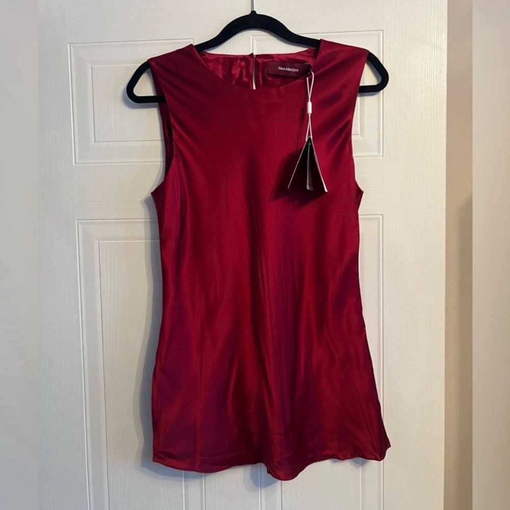 Sies Marjan Red Camisole Top size US 10. 100% SILK